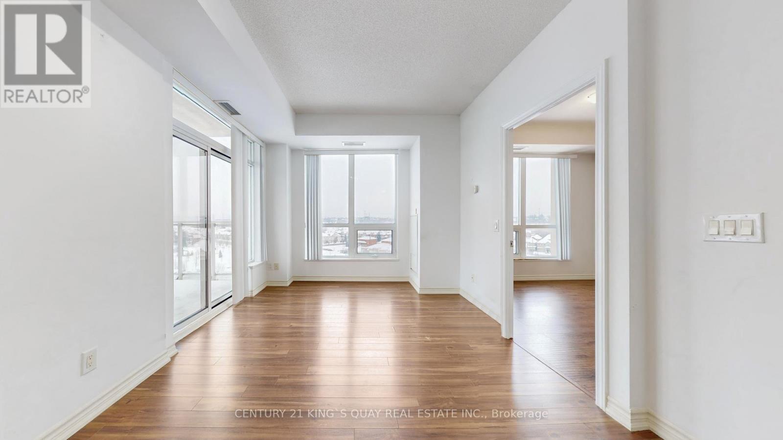 806 - 8323 Kennedy Road, Markham, ON - Indoor Photo Showing Other Room