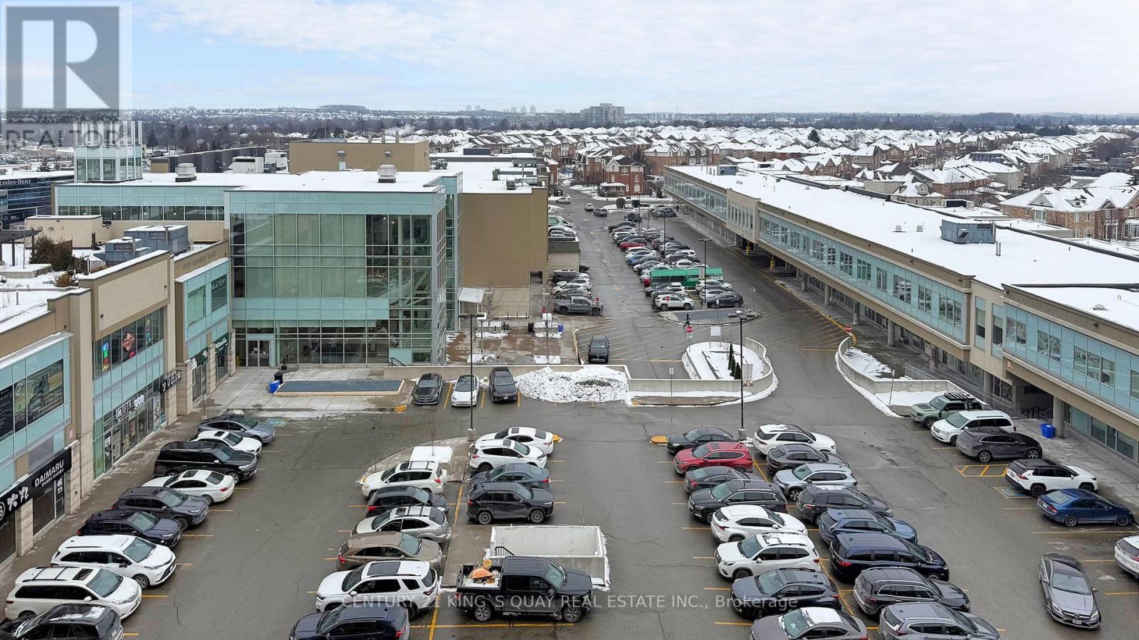 806 - 8323 Kennedy Road, Markham, ON - Outdoor