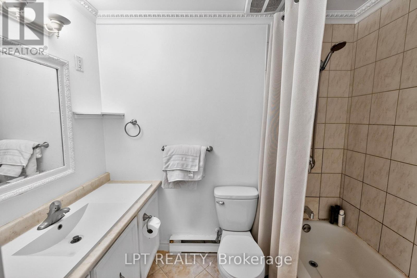 103 - 3040 Constitution Boulevard, Mississauga, ON - Indoor Photo Showing Bathroom