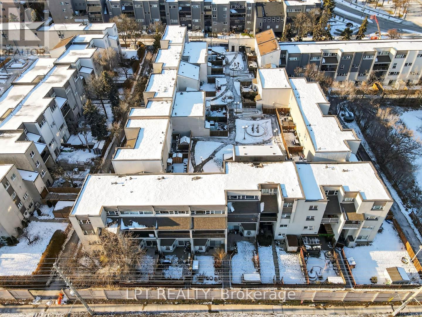 103 - 3040 Constitution Boulevard, Mississauga, ON - Outdoor With View