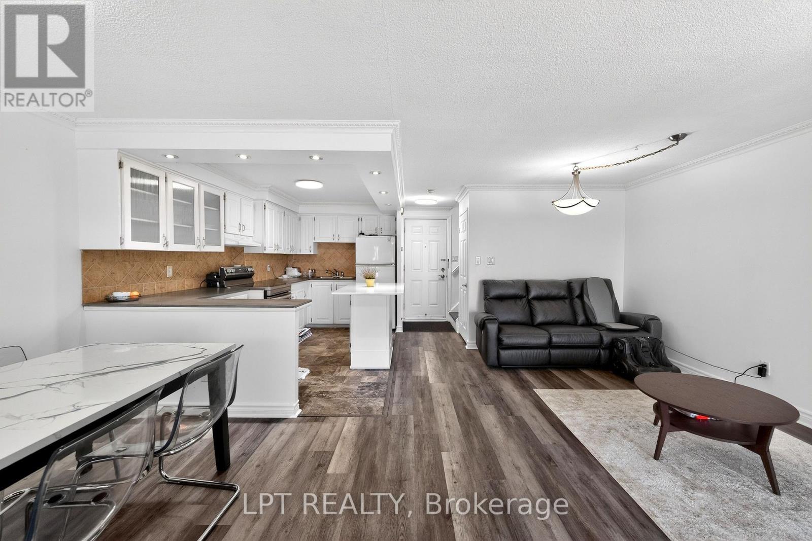 103 - 3040 Constitution Boulevard, Mississauga, ON - Indoor