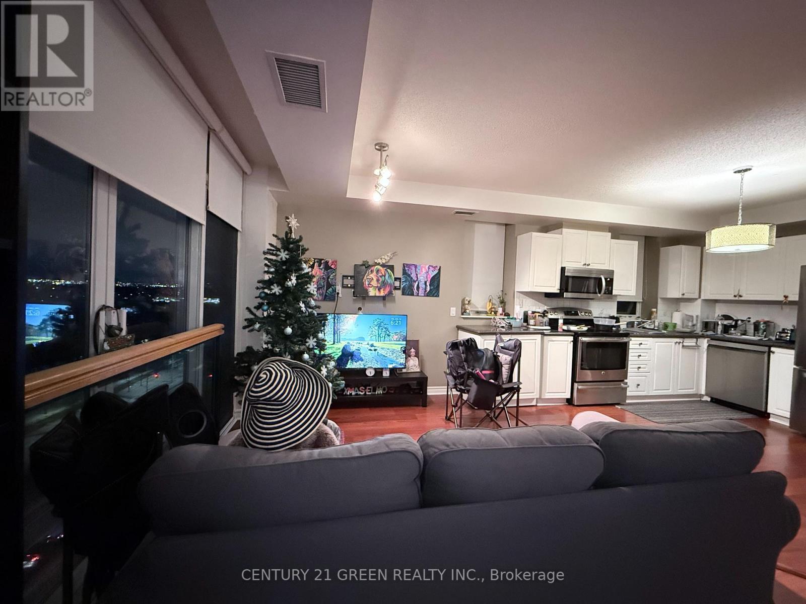 1103 - 200 Burnhamthorpe Road E, Mississauga, ON - Indoor