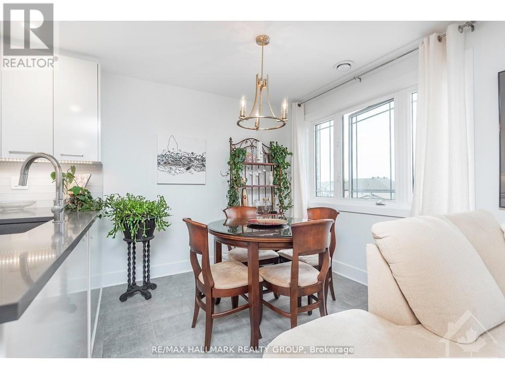10 - 340 Tribeca Private, Ottawa, ON - Indoor Photo Showing Dining Room