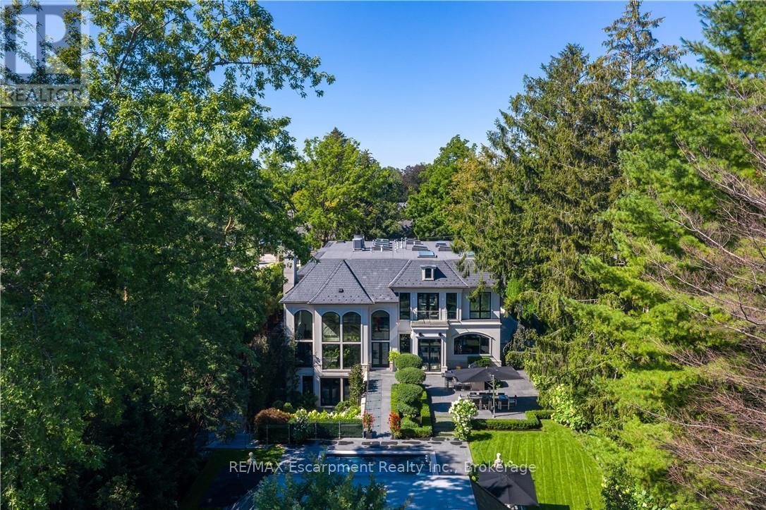 15 Chartwell Road, Oakville (Oo Old Oakville), ON - Outdoor