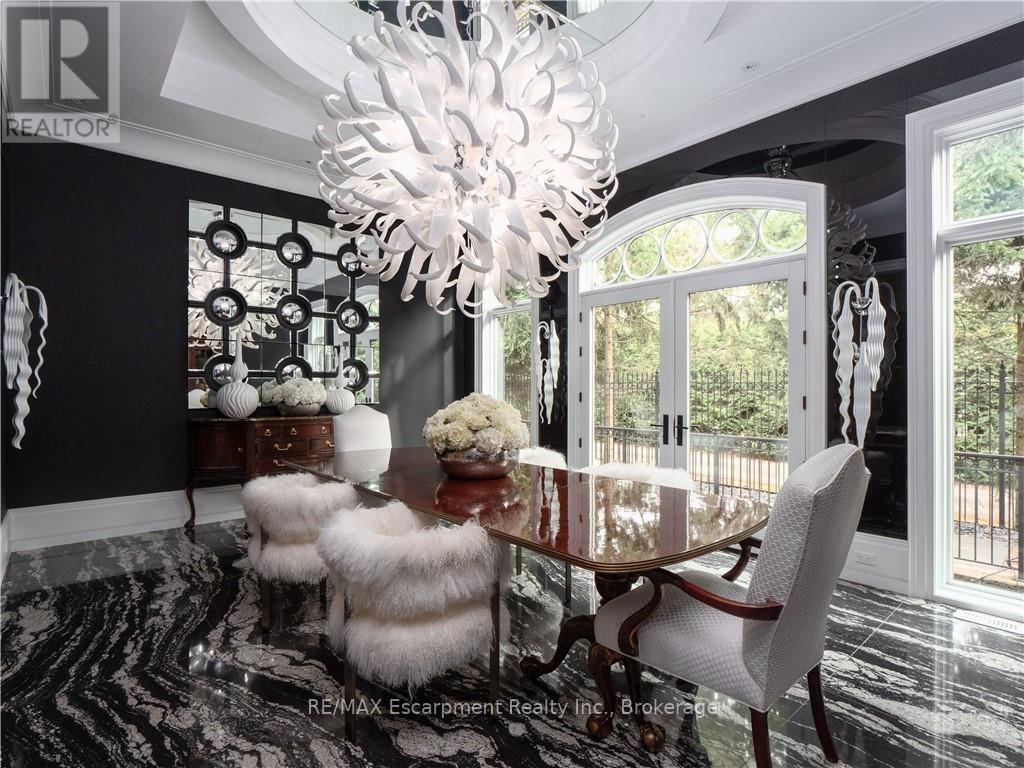 15 Chartwell Road, Oakville (Oo Old Oakville), ON - Indoor Photo Showing Other Room