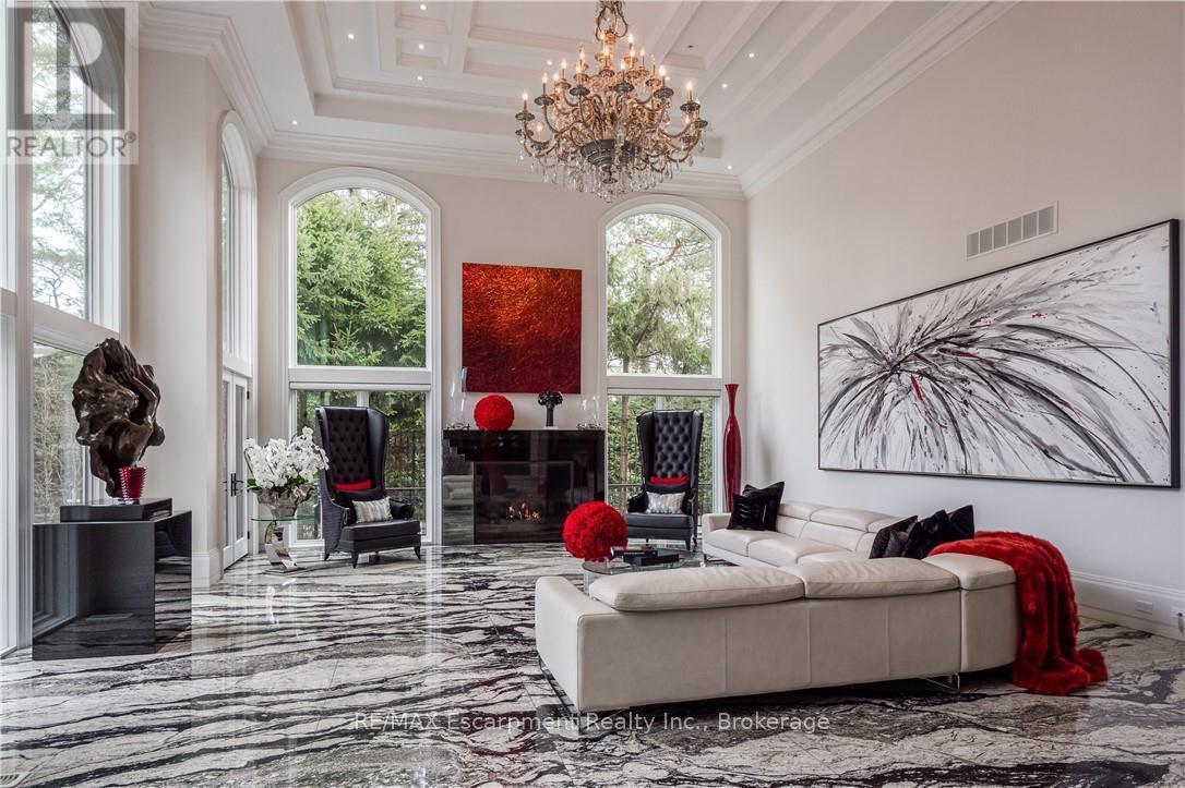 15 Chartwell Road, Oakville (Oo Old Oakville), ON - Indoor