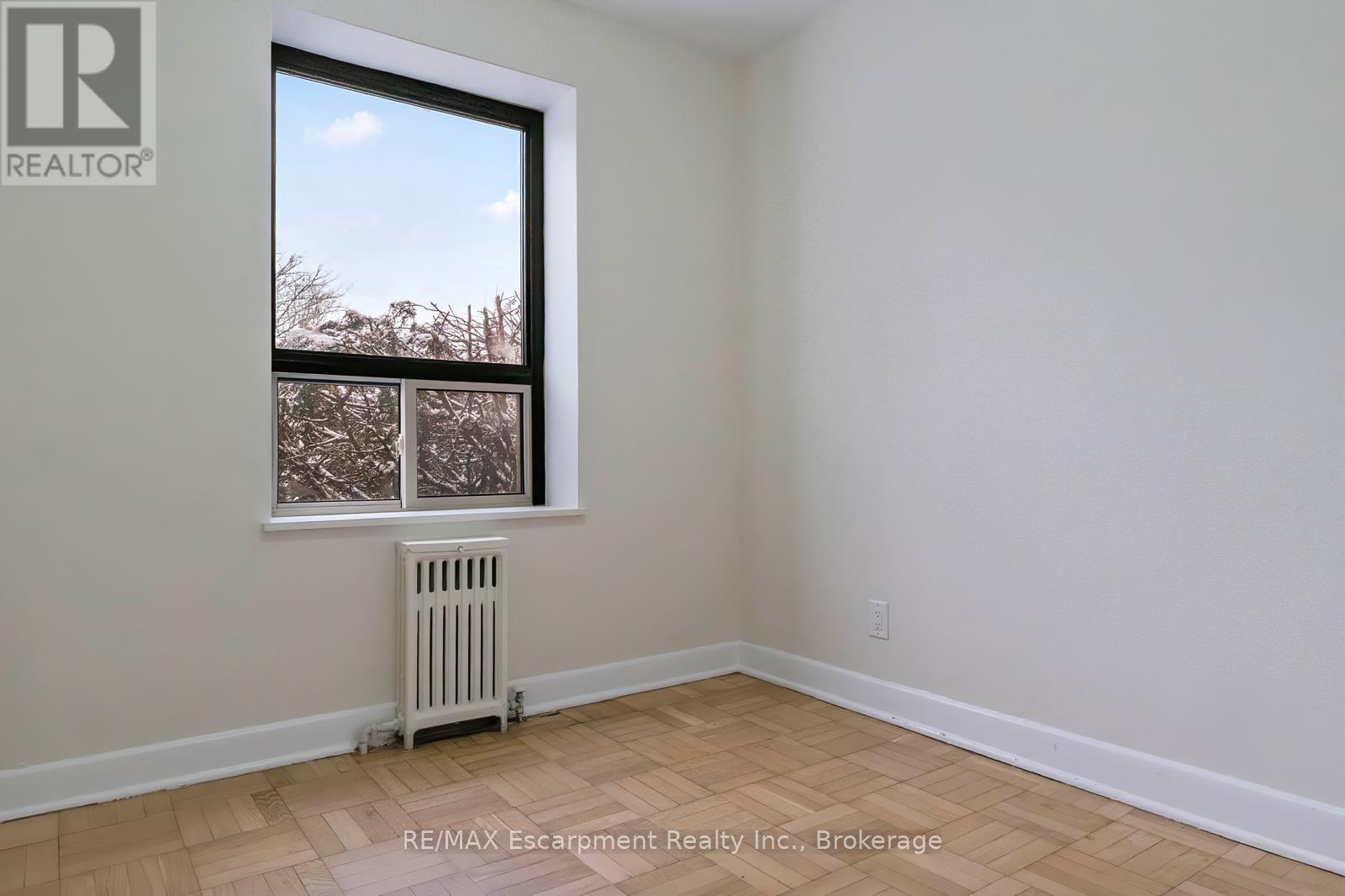 109 - 110 South Forster Park Drive, Oakville (Co Central), ON - Indoor Photo Showing Other Room