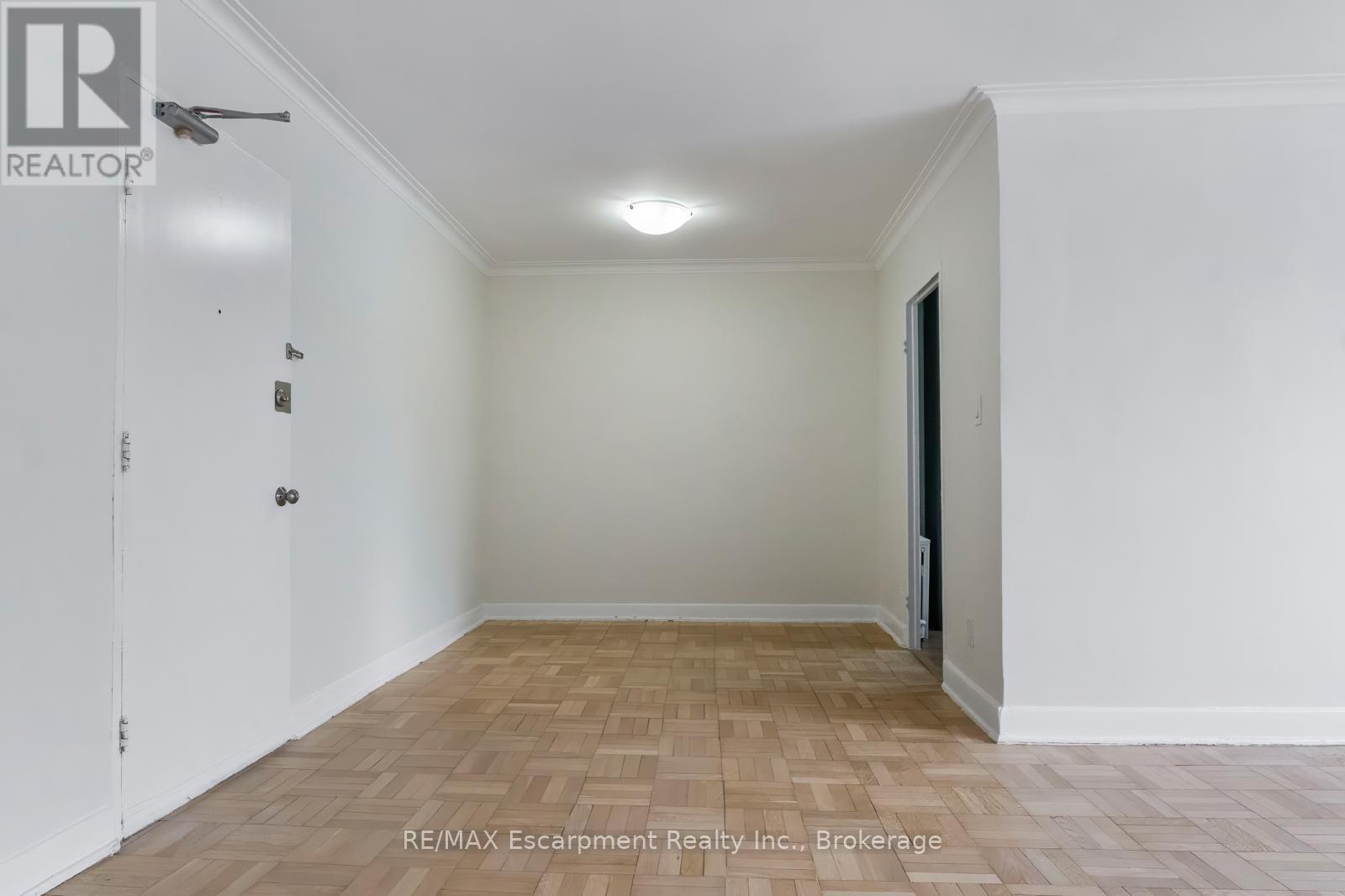 109 - 110 South Forster Park Drive, Oakville (Co Central), ON - Indoor Photo Showing Other Room