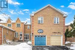 33 FARMERS AVENUE Ajax, ON L1T 3T1