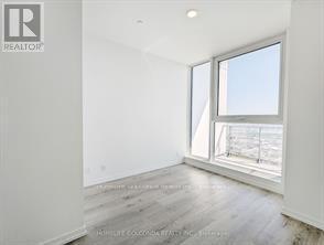 Ph09 - 1000 Portage Parkway, Vaughan, ON - Indoor Photo Showing Other Room