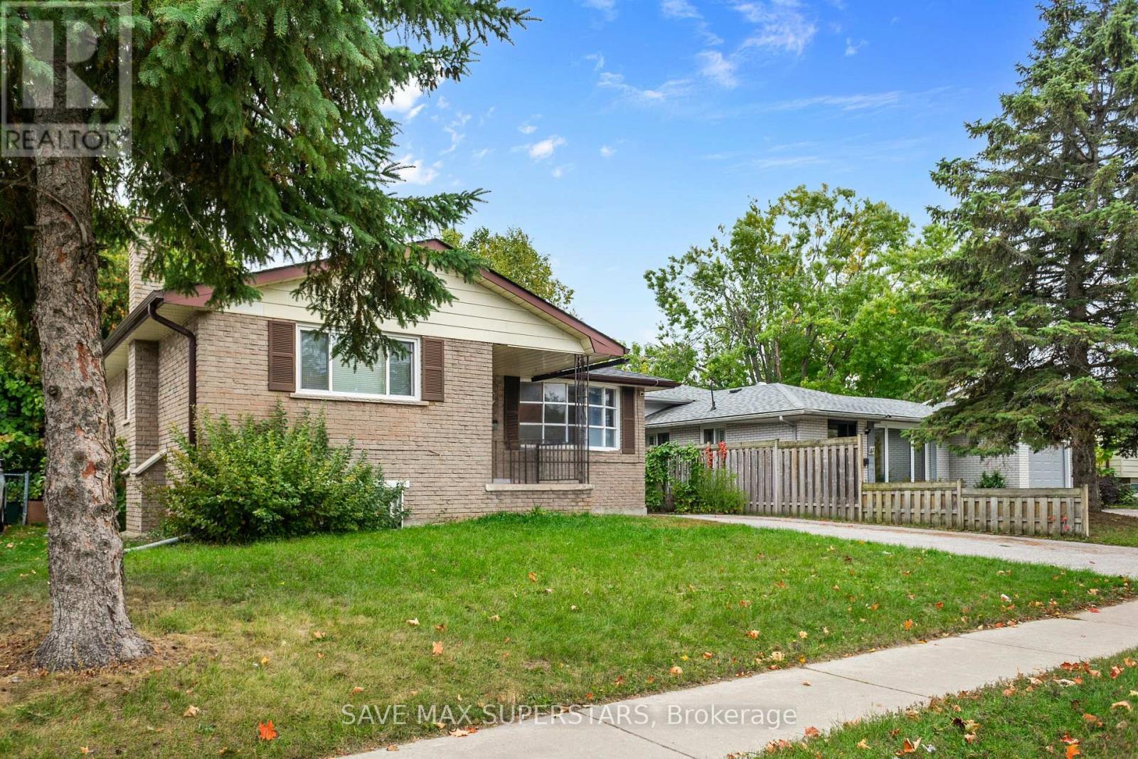 Duplex - 35 Bernick Drive, Barrie, ON - Outdoor