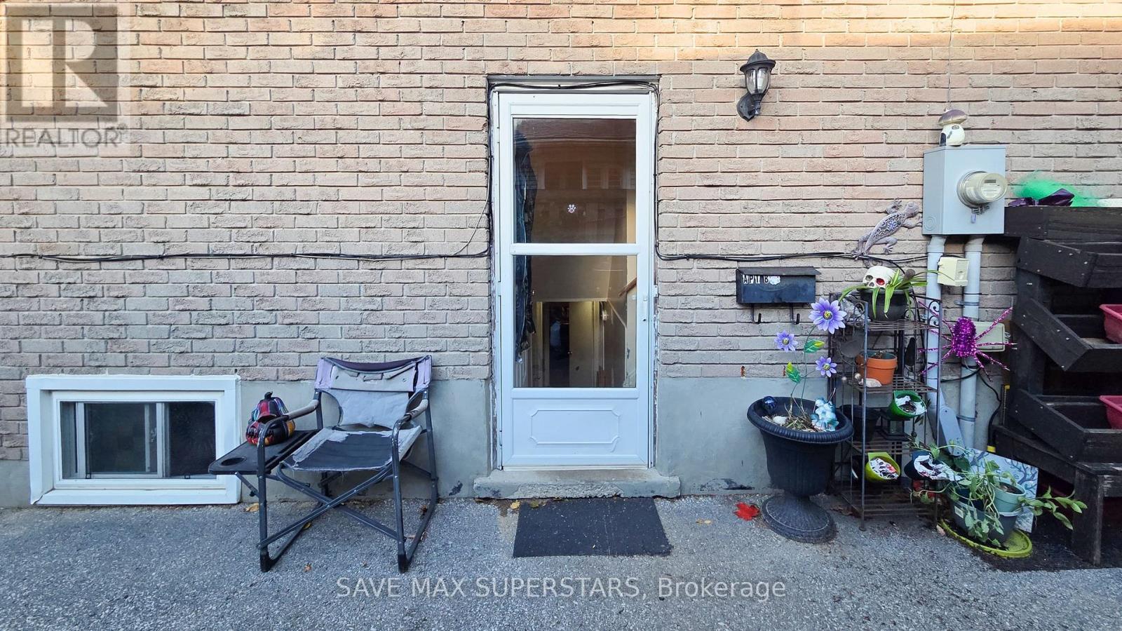 Duplex - 35 Bernick Drive, Barrie, ON - Outdoor