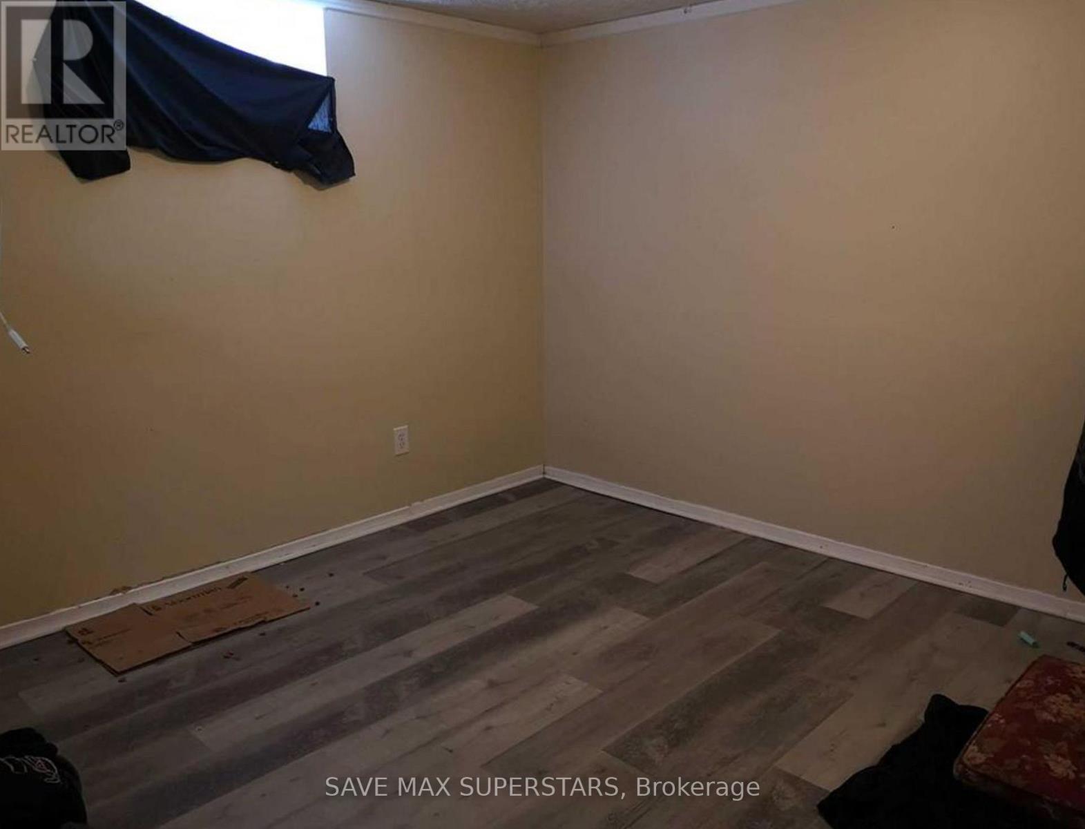 Duplex - 35 Bernick Drive, Barrie, ON - Indoor Photo Showing Other Room