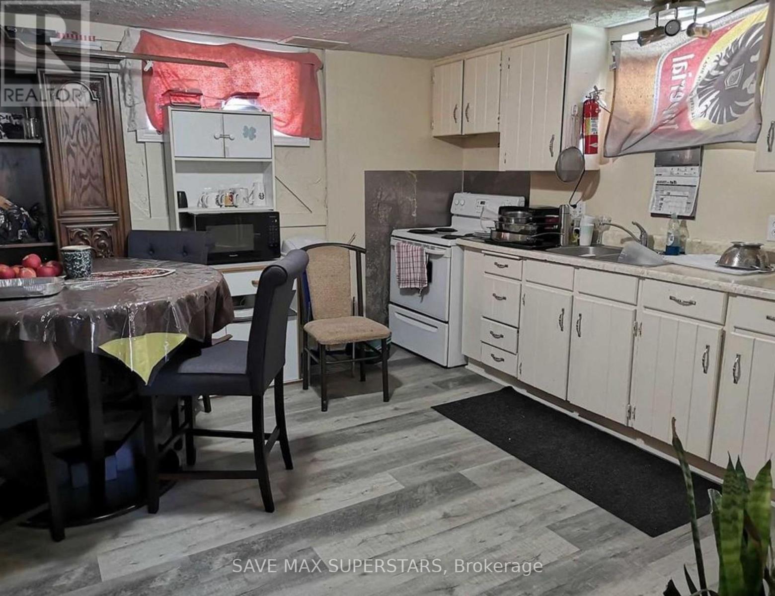 Duplex - 35 Bernick Drive, Barrie, ON - Indoor Photo Showing Kitchen With Double Sink
