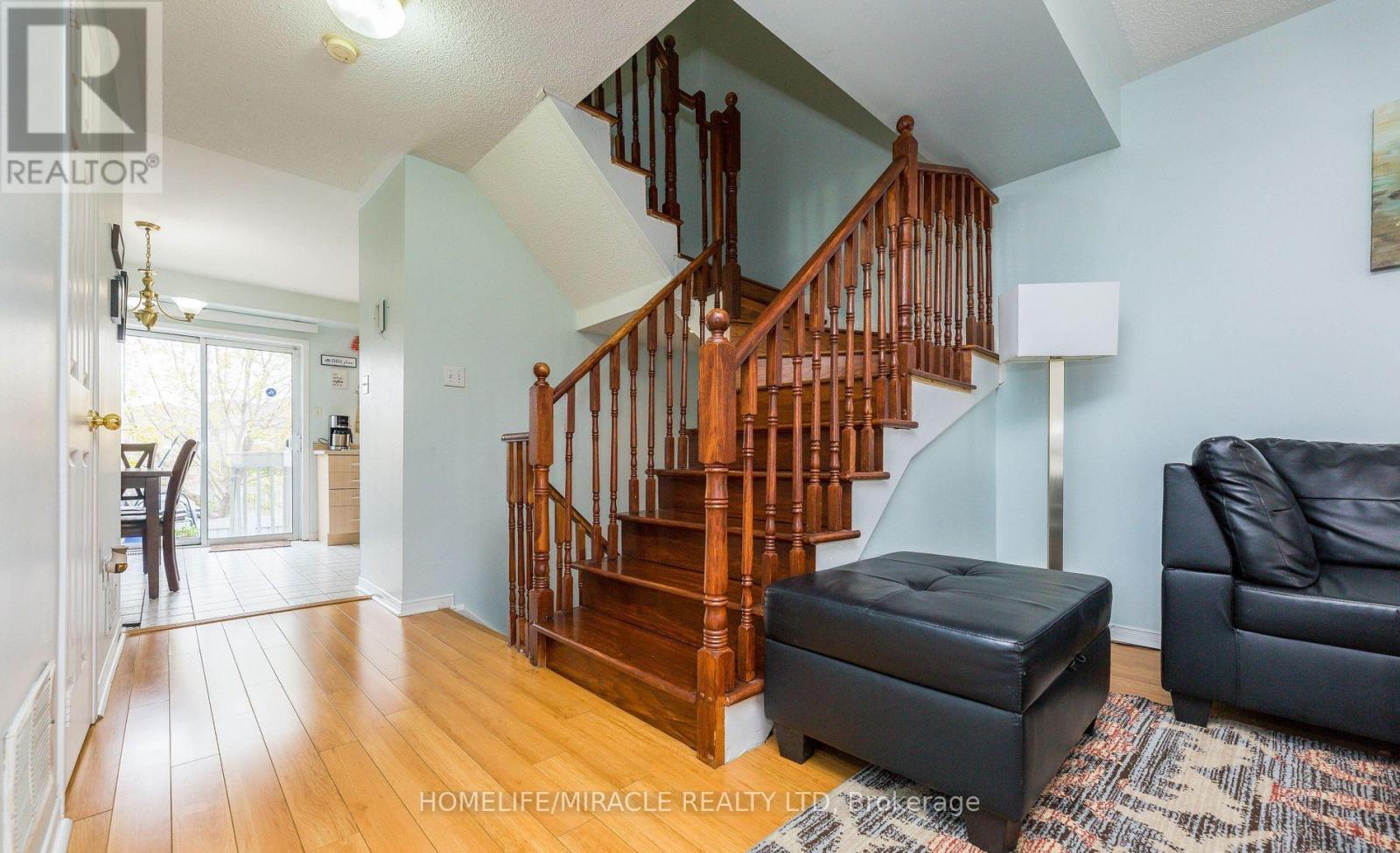 7 - 170 Spadina Road, Brampton, ON - Indoor