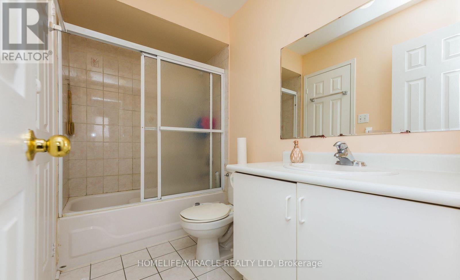 7 - 170 Spadina Road, Brampton, ON - Indoor Photo Showing Bathroom