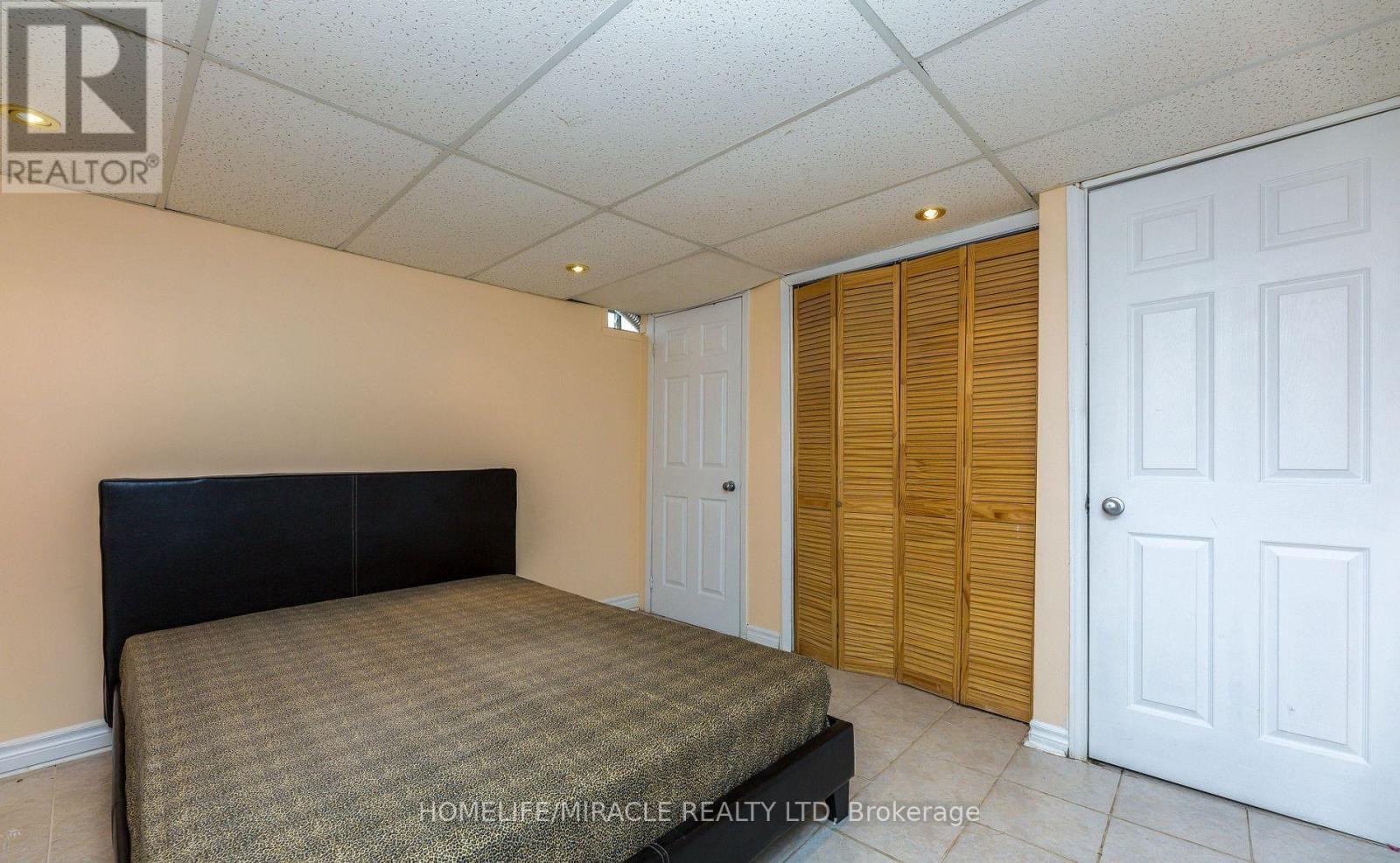 7 - 170 Spadina Road, Brampton, ON - Indoor