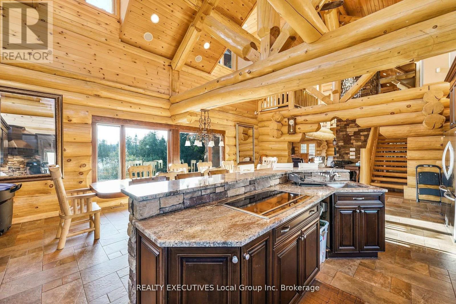 240/250 Kanichee Mine Road, Temagami, ON - Indoor Photo Showing Kitchen
