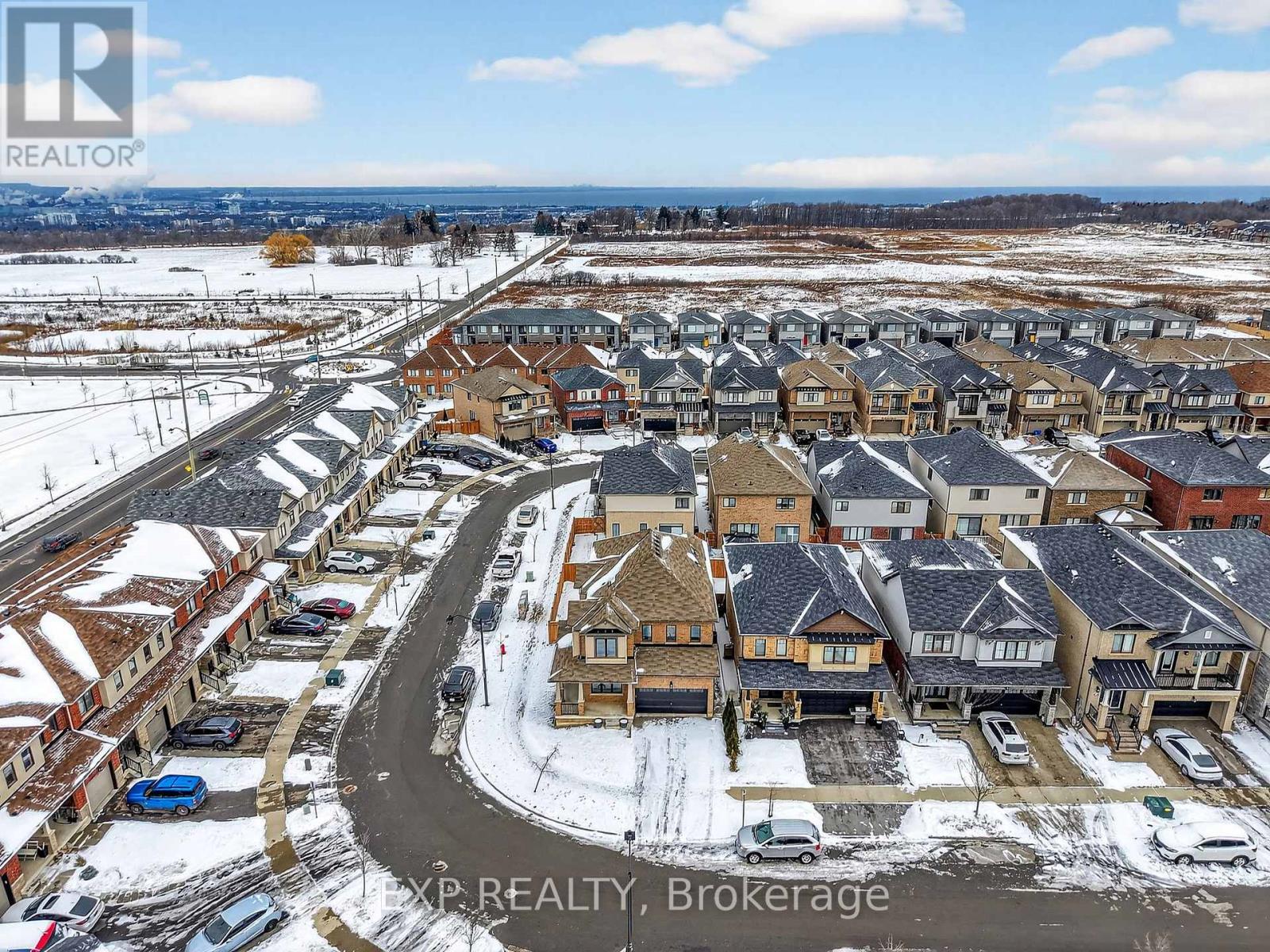 47 Pagebrook Crescent, Hamilton, ON - Outdoor With View