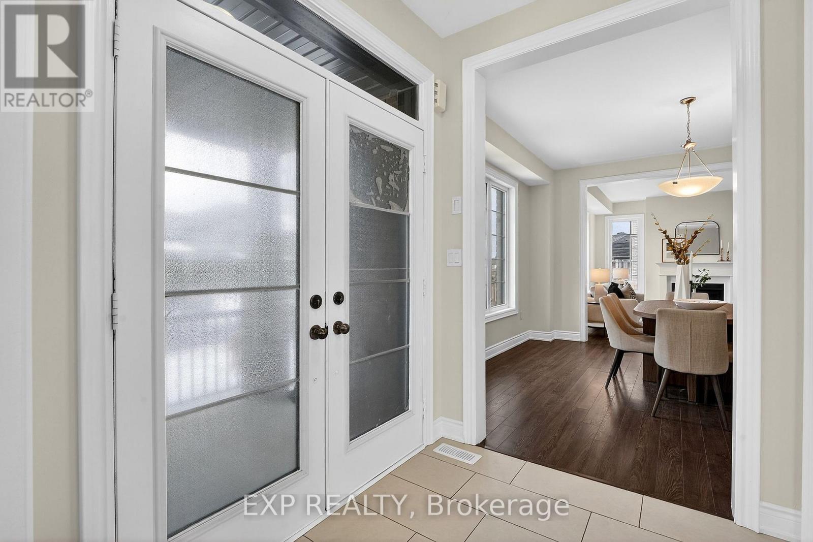 47 Pagebrook Crescent, Hamilton, ON - Indoor Photo Showing Other Room