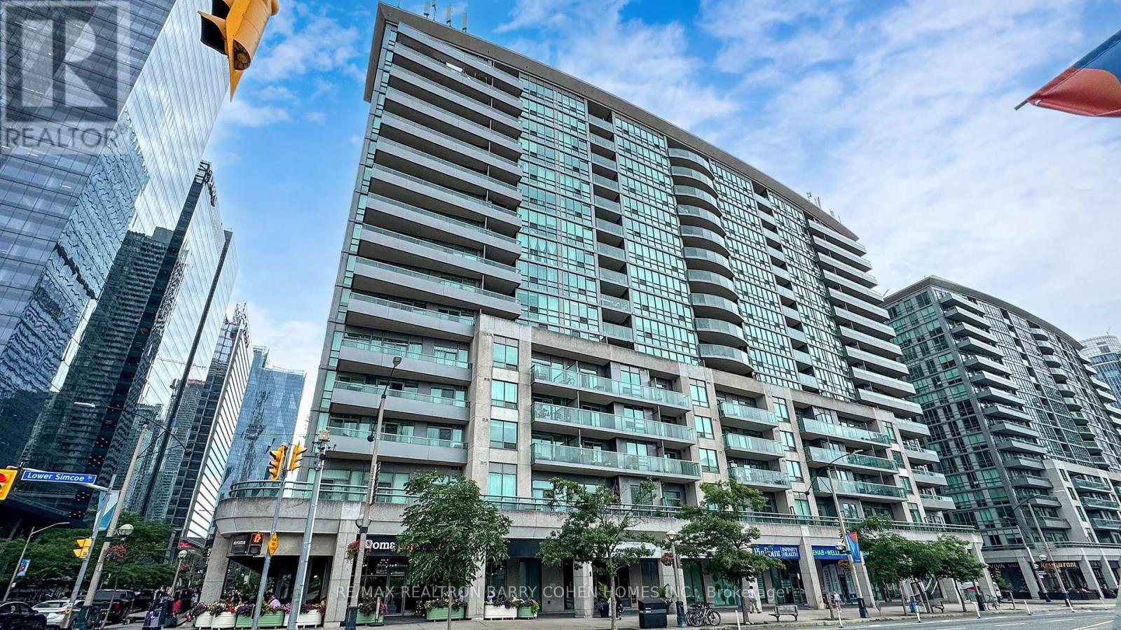 618 - 51 Lower Simcoe Street, Toronto, ON - Outdoor With Balcony With Facade