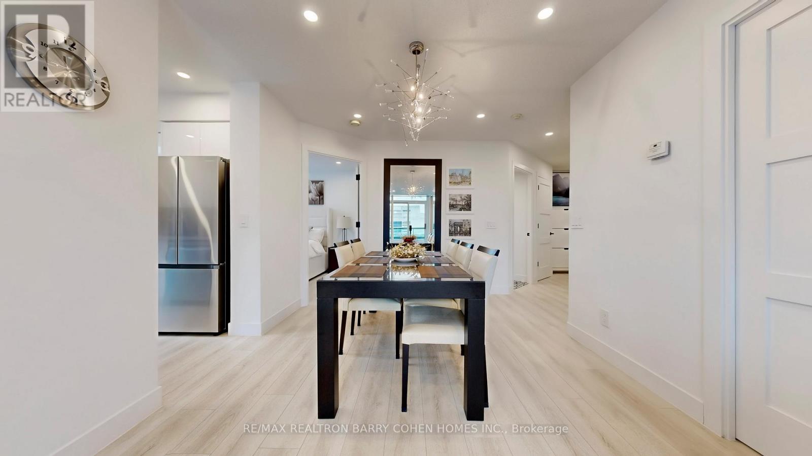 618 - 51 Lower Simcoe Street, Toronto, ON - Indoor