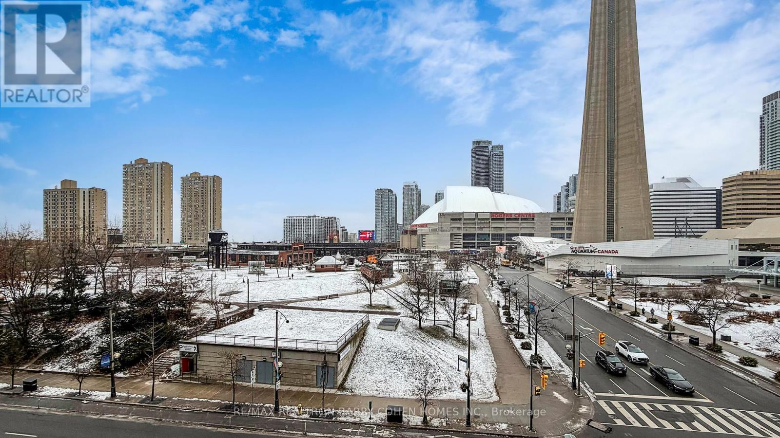 618 - 51 Lower Simcoe Street, Toronto, ON - Outdoor