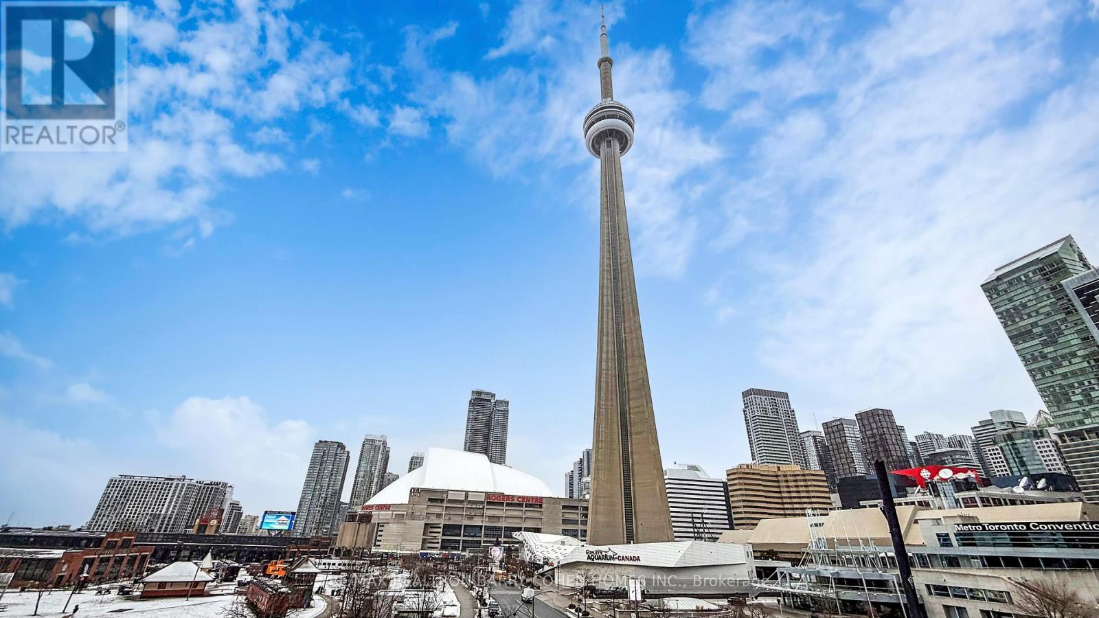 618 - 51 Lower Simcoe Street, Toronto, ON - Outdoor With View