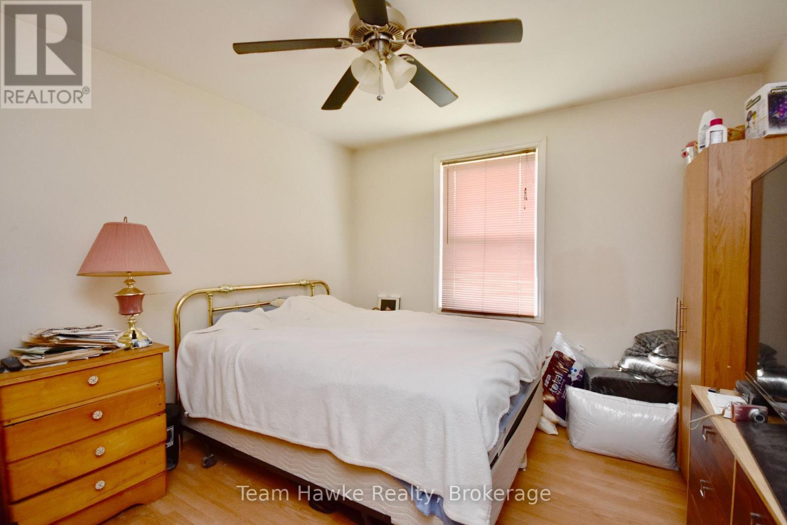 2645 St Amant Road, Severn, ON - Indoor Photo Showing Bedroom