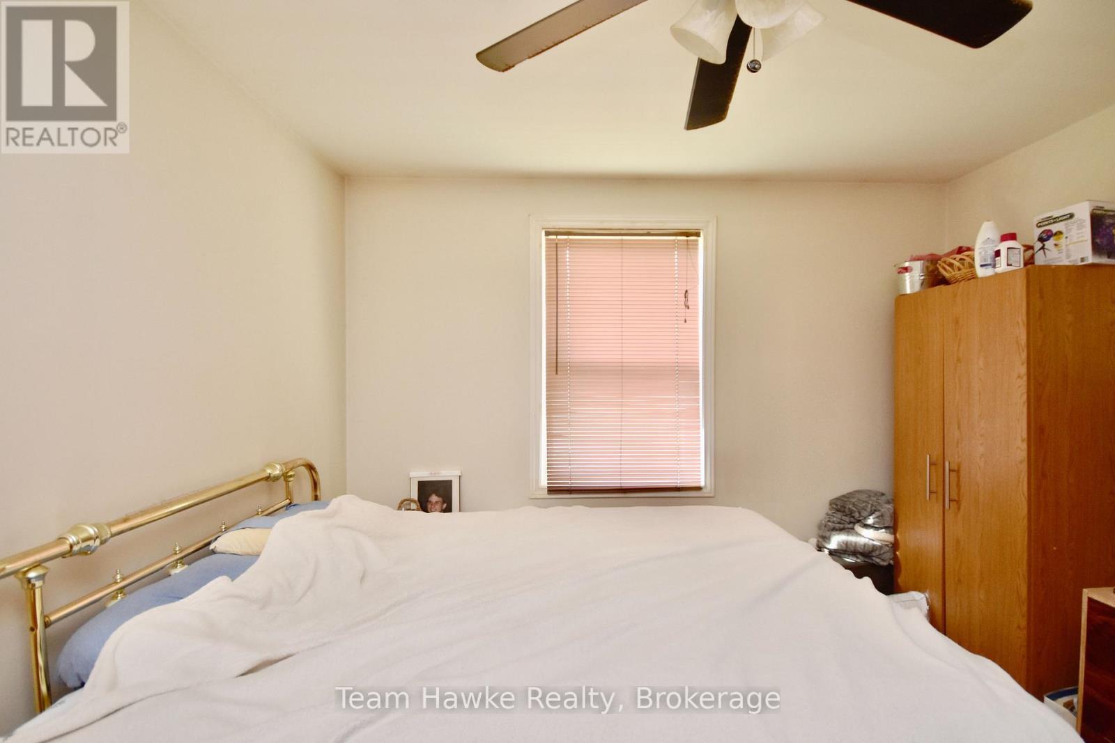 2645 St Amant Road, Severn, ON - Indoor Photo Showing Bedroom