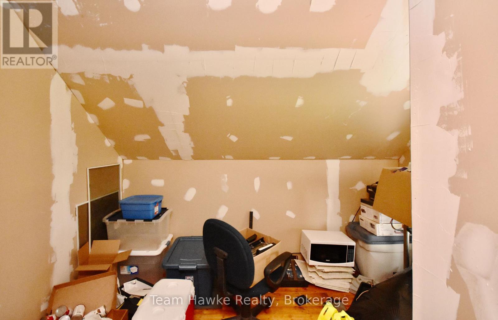 2645 St Amant Road, Severn, ON - Indoor