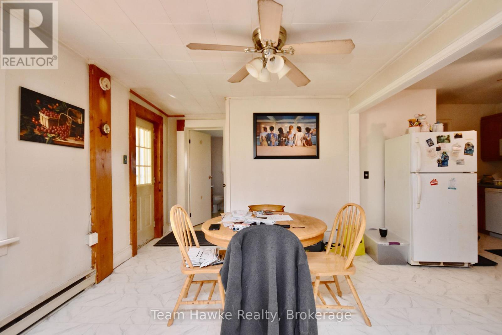 2645 St Amant Road, Severn, ON - Indoor Photo Showing Dining Room
