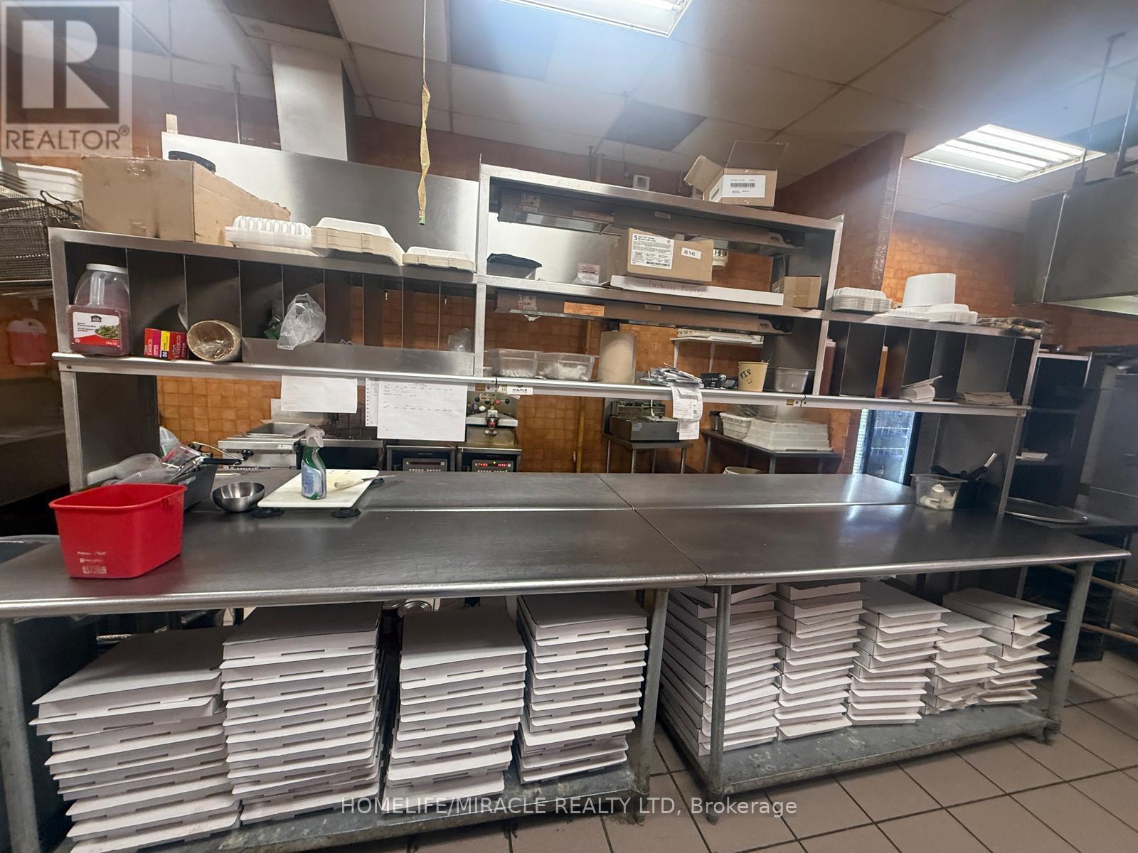 8 - 7 Anne Street S, Barrie, ON