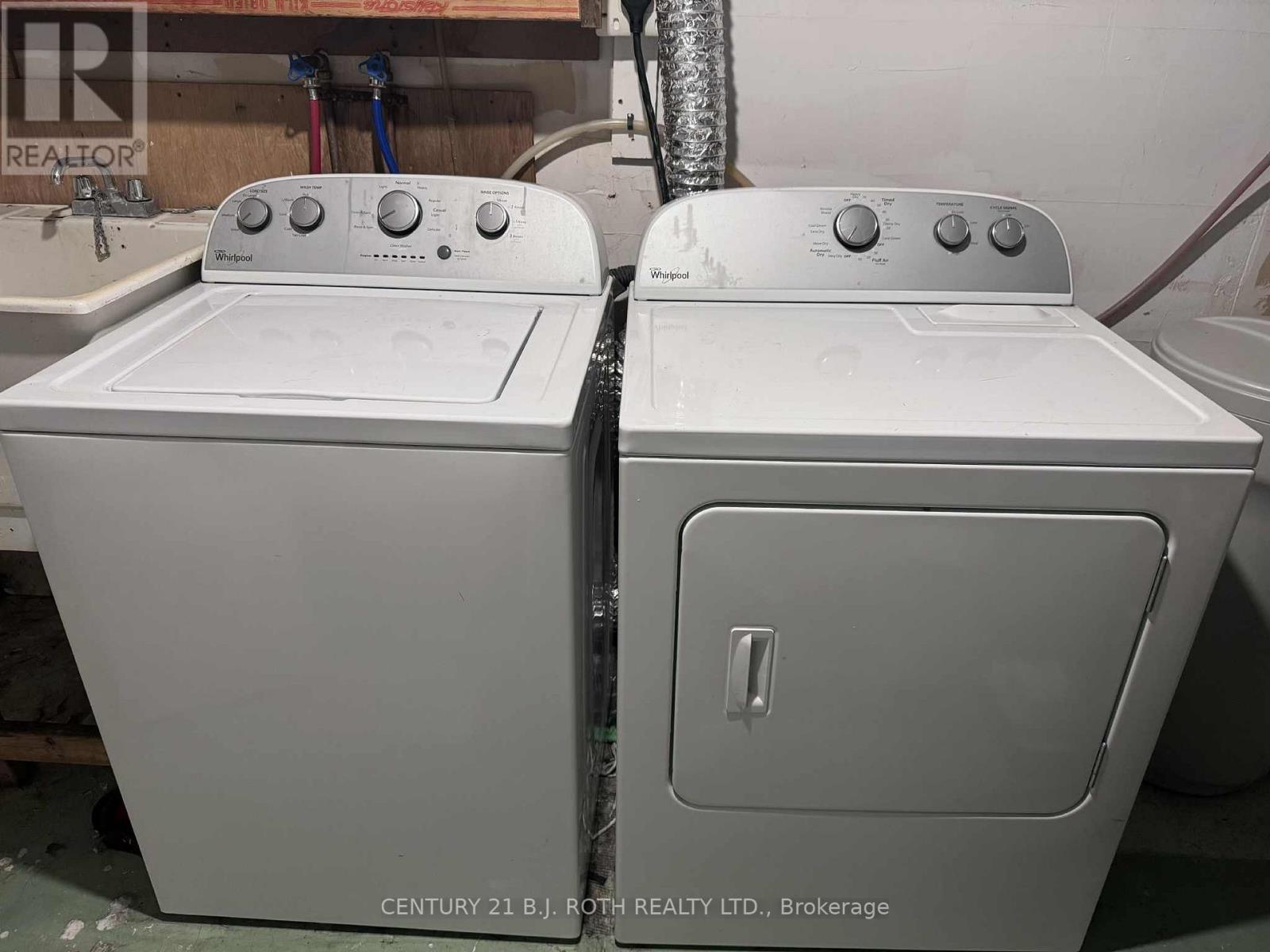Private Laundry - Lower - 141 Gunn Street, Barrie, ON - Indoor Photo Showing Laundry Room
