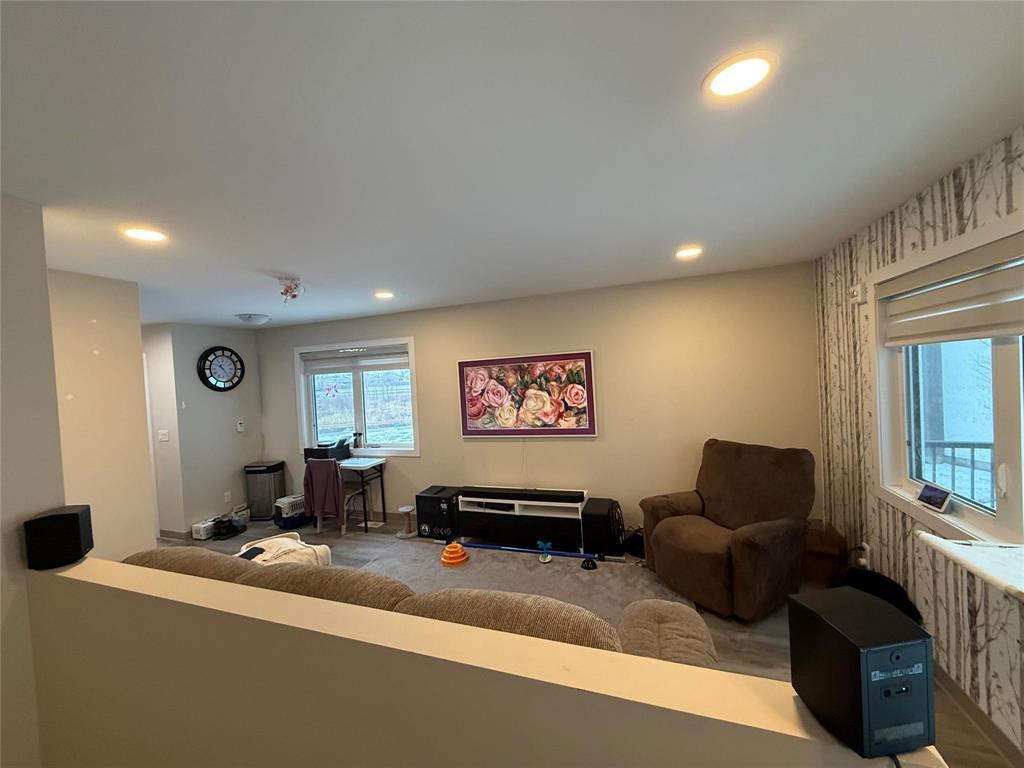 48 1485 Molson Street, Winnipeg, MB - Indoor