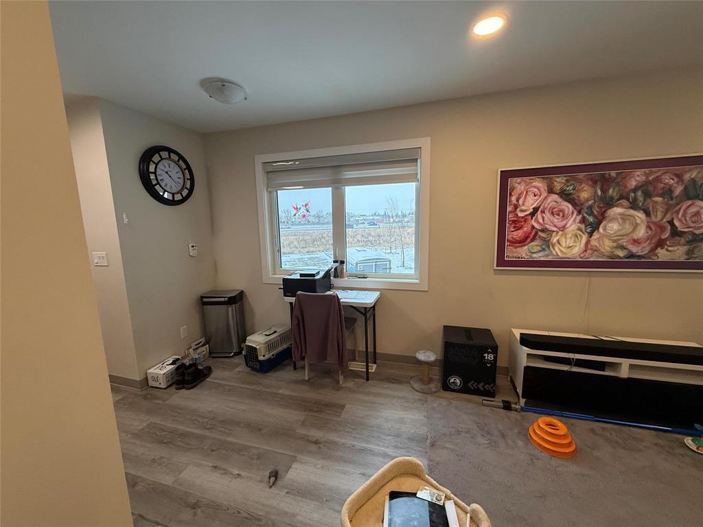48 1485 Molson Street, Winnipeg, MB - Indoor Photo Showing Other Room