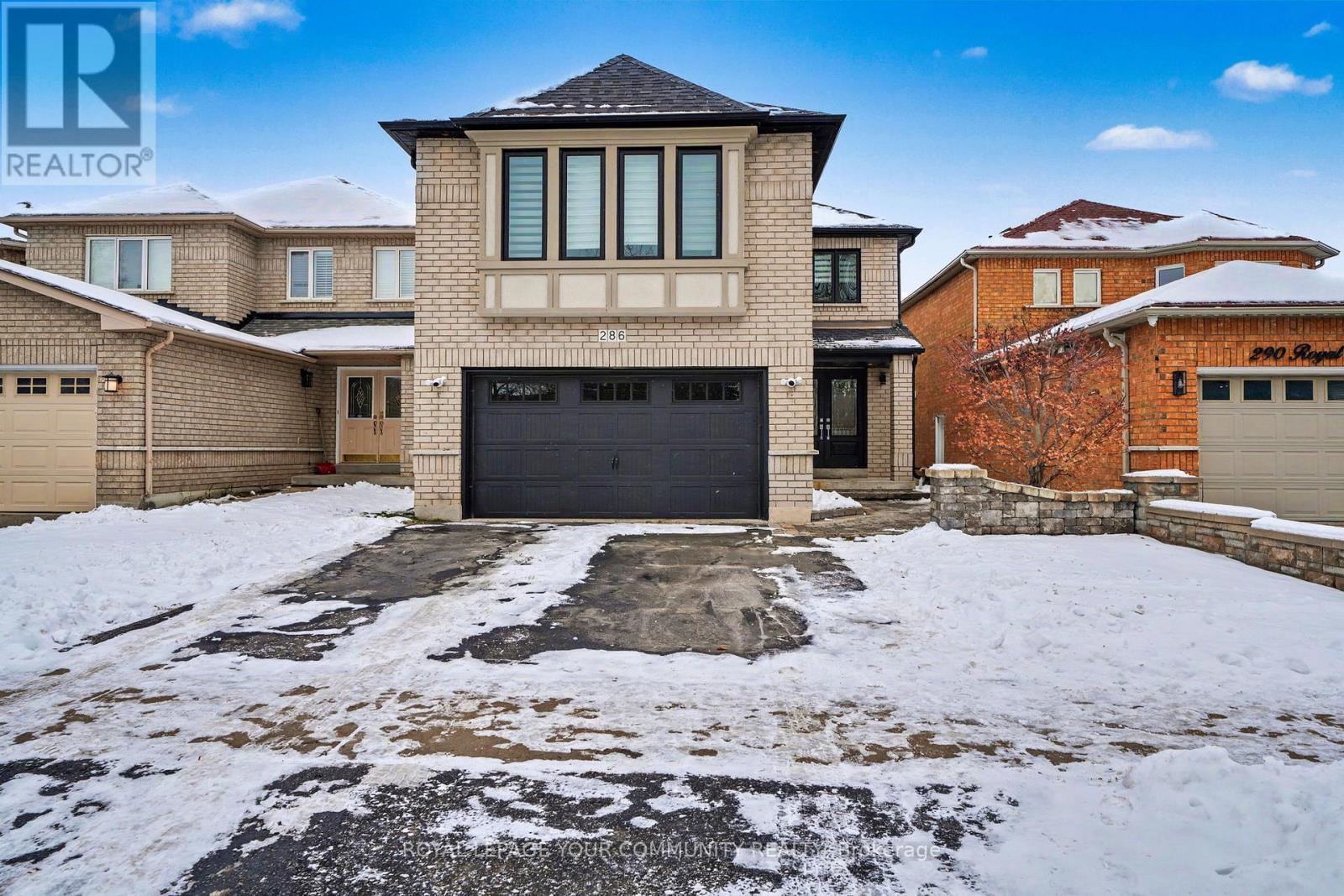286 Royalpark Way, Vaughan, ON - Outdoor