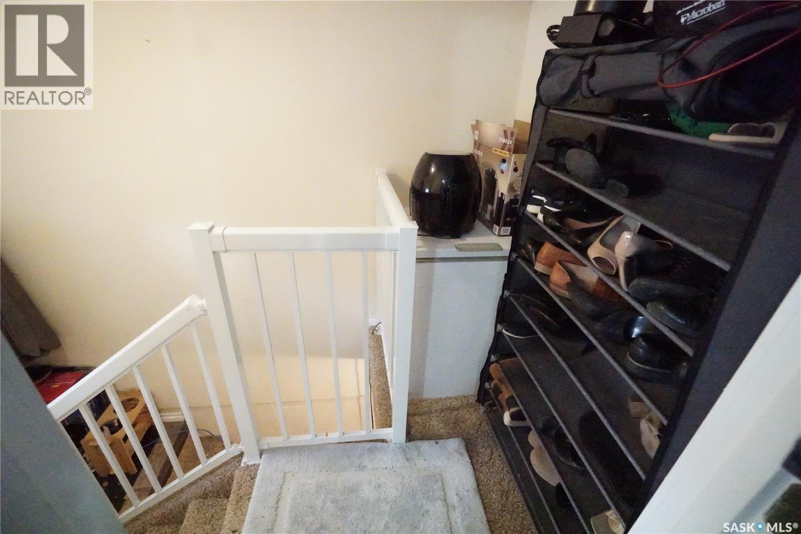 234 Lillooet Street Sw, Moose Jaw, SK - Indoor Photo Showing Other Room