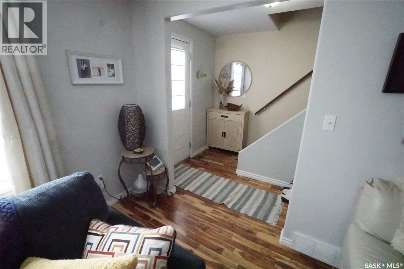 234 Lillooet Street Sw, Moose Jaw, SK - Indoor Photo Showing Other Room