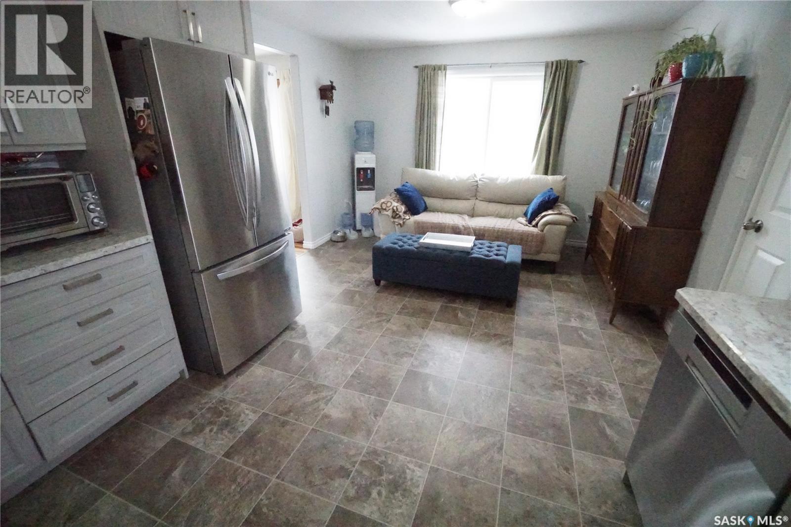 234 Lillooet Street Sw, Moose Jaw, SK - Indoor