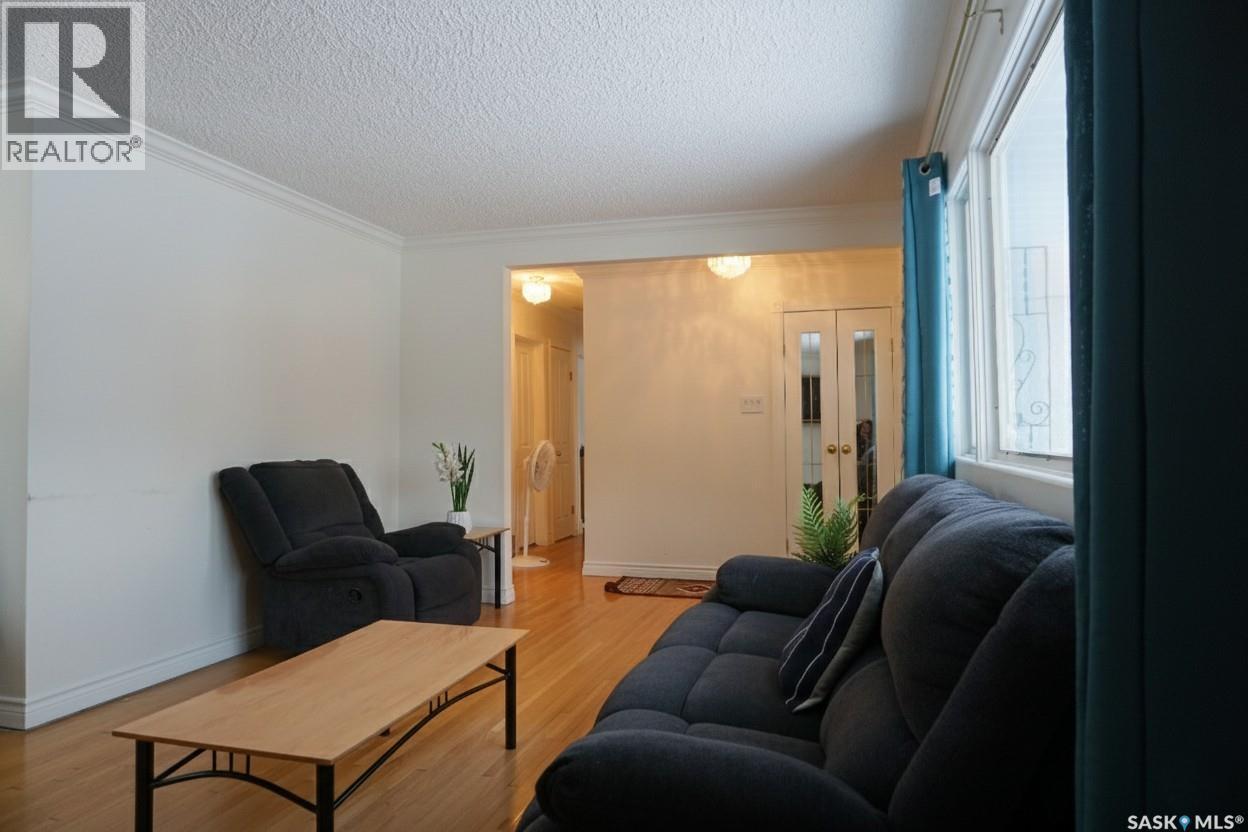 81 Mcnab Crescent, Regina, SK - Indoor