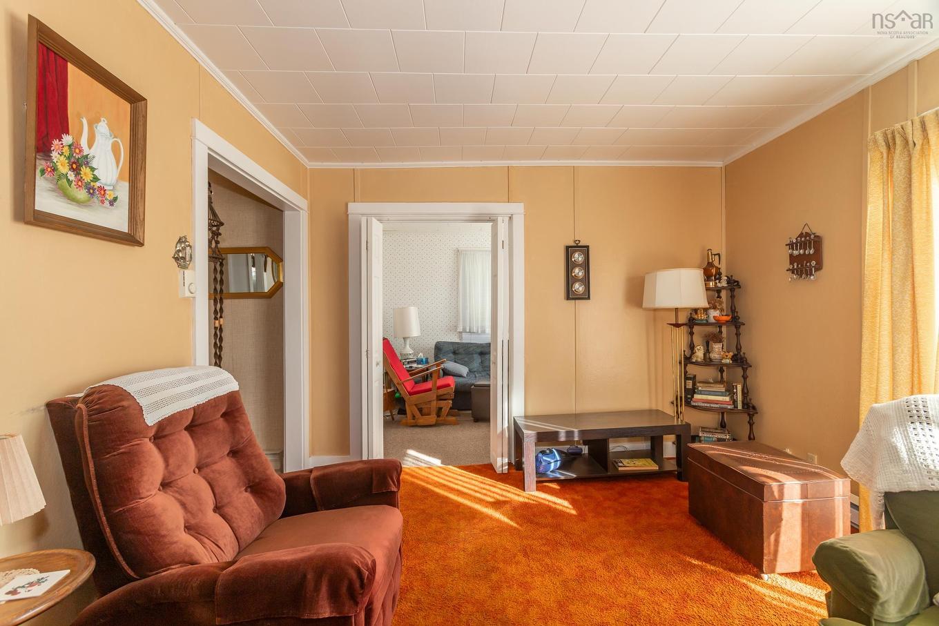 15 Shore Road, Digby, NS