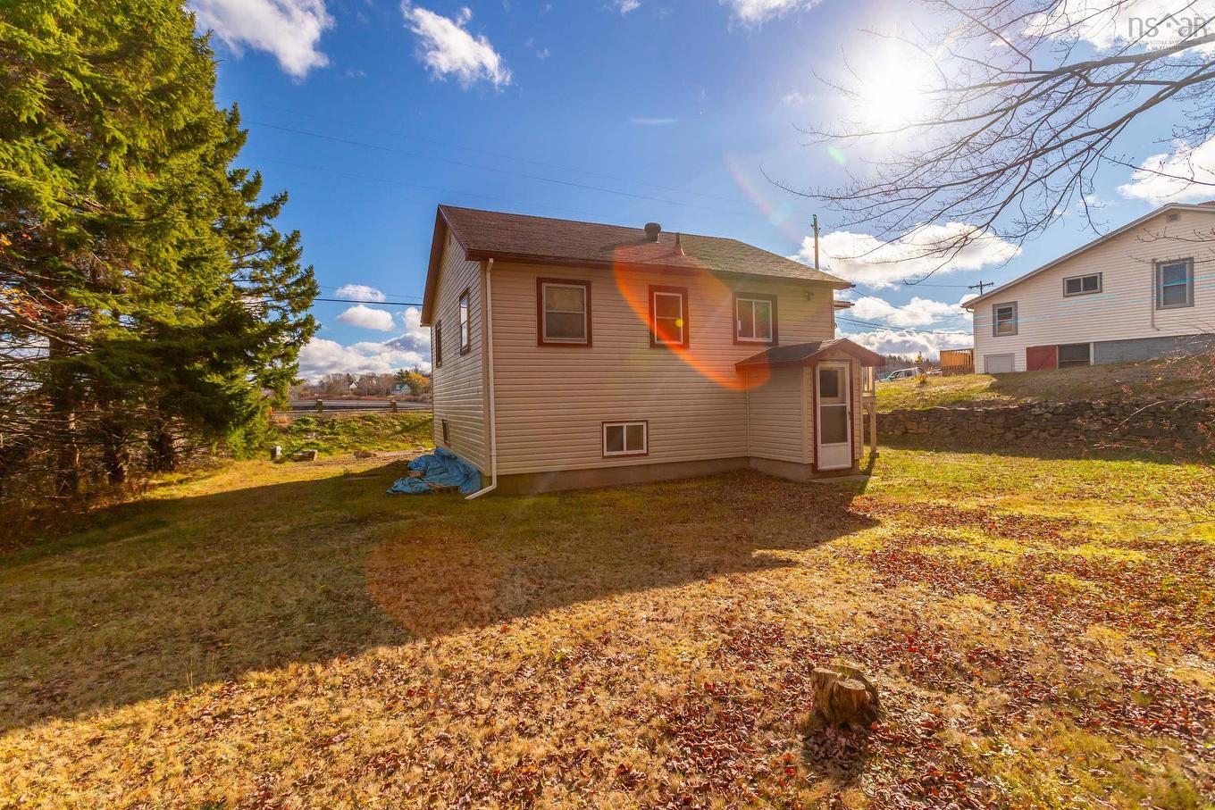 15 Shore Road, Digby, NS