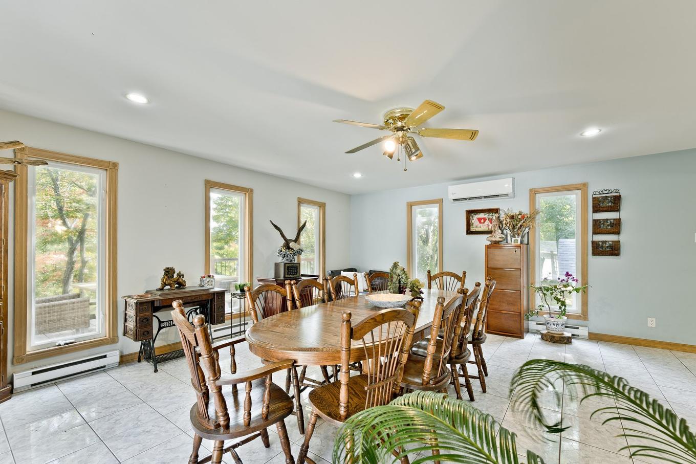 Salle à manger - 850 Av. Du Parc, Sherbrooke (Brompton/Rock Forest/Saint-Élie/Deauville), QC - Indoor Photo Showing Dining Room