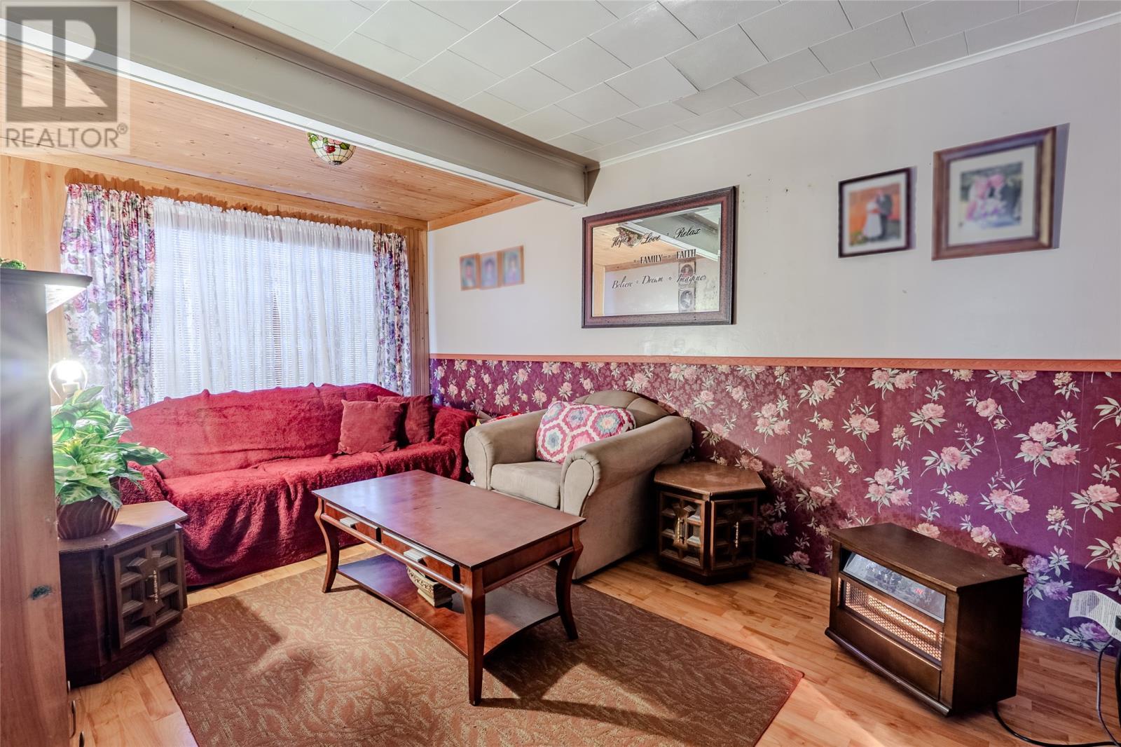 206 Admirals Cove Road, Admirals Cove, NL - Indoor Photo Showing Living Room