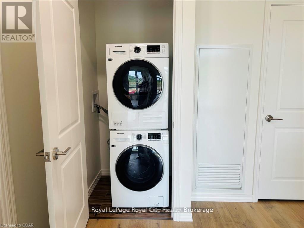 311B - 181 Elmira Road S, Guelph (Willow West/Sugarbush/West Acres), ON - Indoor Photo Showing Laundry Room