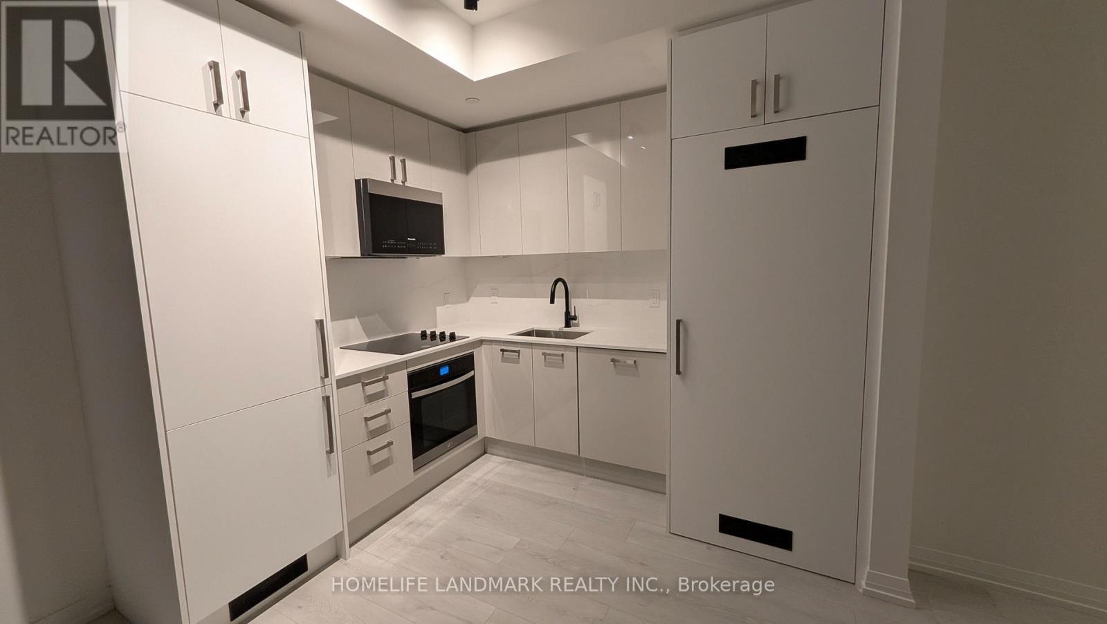 2205 - 280 Dundas Street W, Toronto, ON - Indoor Photo Showing Kitchen