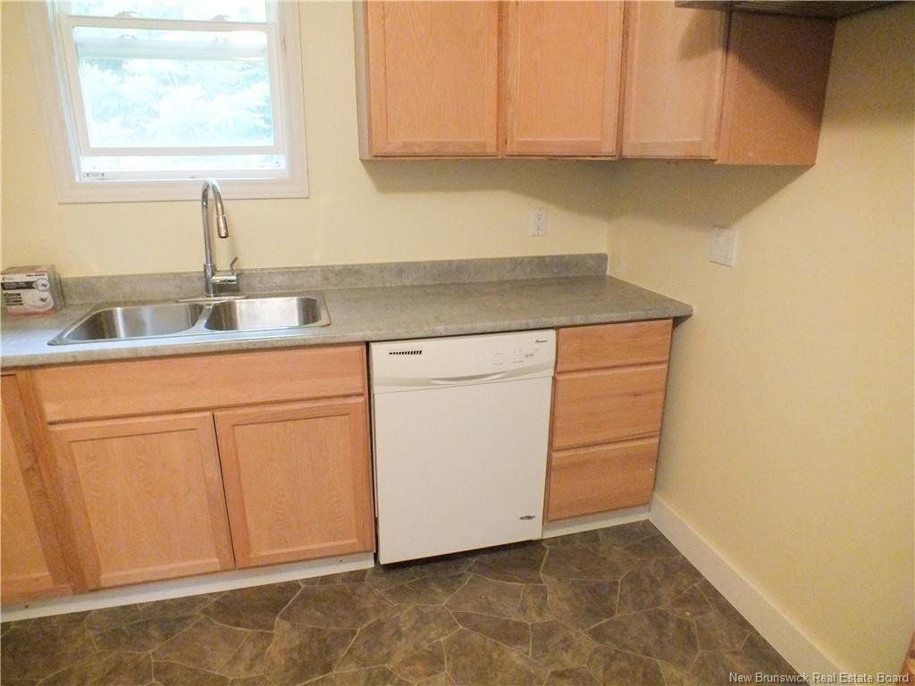 90 Weston Rd, Weston, NB