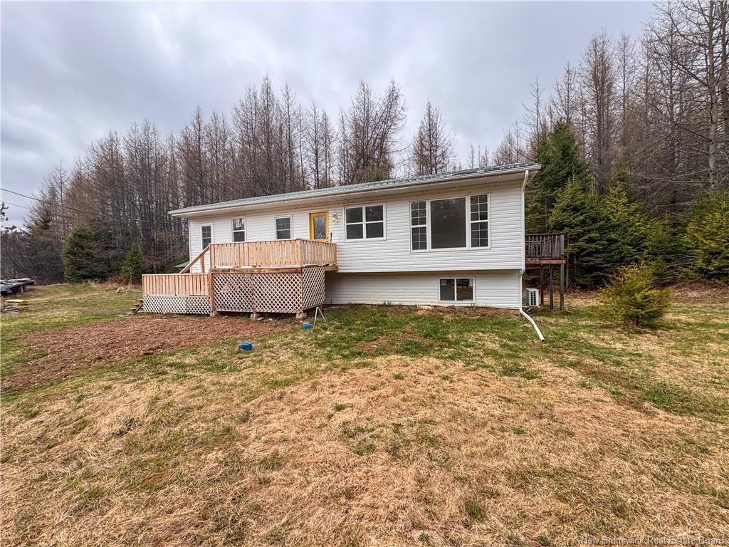 90 Weston Rd, Weston, NB