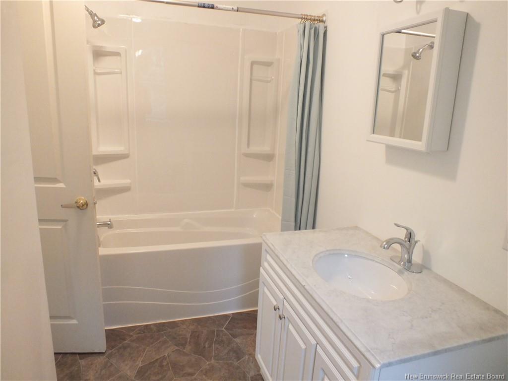 90 Weston Rd, Weston, NB